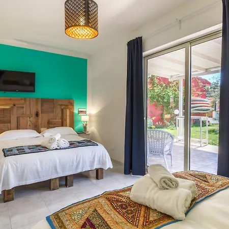 Floripa Surf House * Santa Maria del Focallo