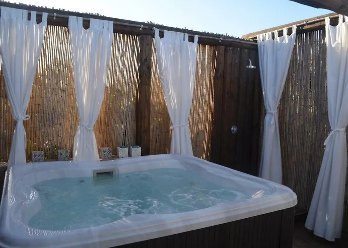 Floripa Surf House ベッド・アンド・ブレックファスト サンタ・マリア・デル・フォカッロ